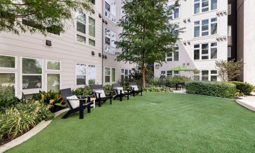 courtyard area between buildings